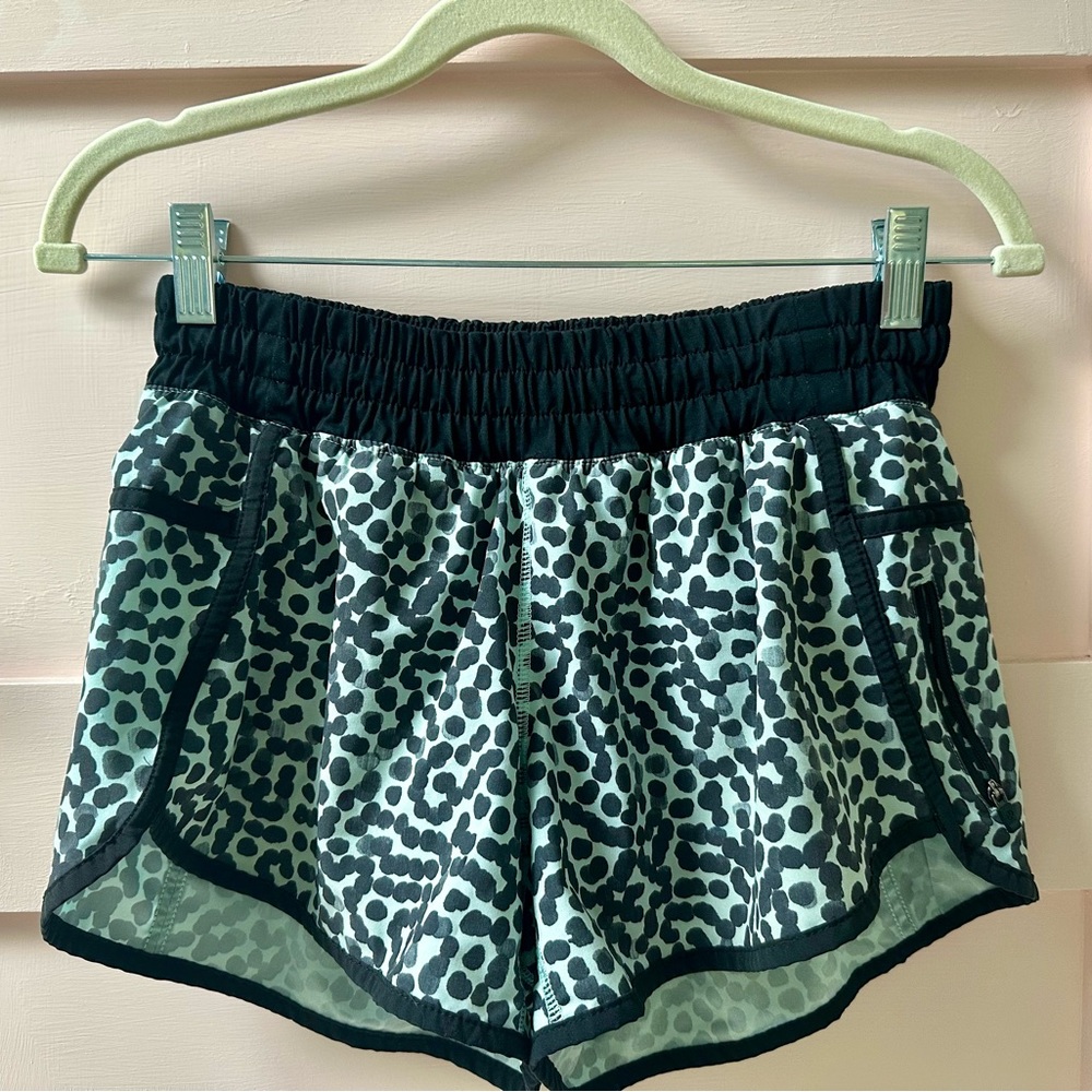 Lululemon Athletica black and blue cheetah print Athletic Shorts